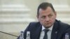 Șeful SIE, Gabriel Vlase, a fost propulsat de un grup de politicieni și oameni de afaceri din Bacău, în special Viorel Hrebenciuc și Corneliu Iacubov, ca fin al celui din urmă, scrie G4Media. Vlase a fost subprefect al județului Bacău și deputat patru mandate.