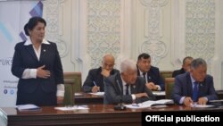 Бўстон тумани ҳокимаси Садбархон Мамитова.