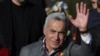 Fostul candidat la alegerile prezidențiale Călin Georgescu a anunțat că „mascații” au descins acasă la șeful său de campanie, Radu Pally.
