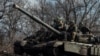 «Сили оборони – ЗСУ, прикордонники, підрозділи Нацгвардії – тримають оборону в Бахмуті», заявив речник Східного угруповання