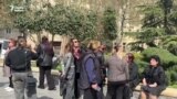 Musiqi müəllimlərinin etirazı: 'Qərəzli şəkildə bizi çörəksiz qoydular'