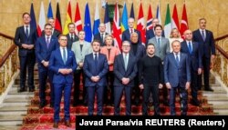 Учасники саміту європейських лідерів щодо європейської безпеки та України. Лондон, 2 березня 2025 року