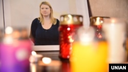 Катерина Гандзюк померла 4 листопада 2018 року після того, як влітку її облили сірчаною кислотою