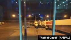 Пассажирам рейса Душанбе-Бишкек не разрешили въезд в Кыргызстан