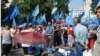 U.S., EU Urge Ukraine's Leaders To Resolve Crisis Peacefully