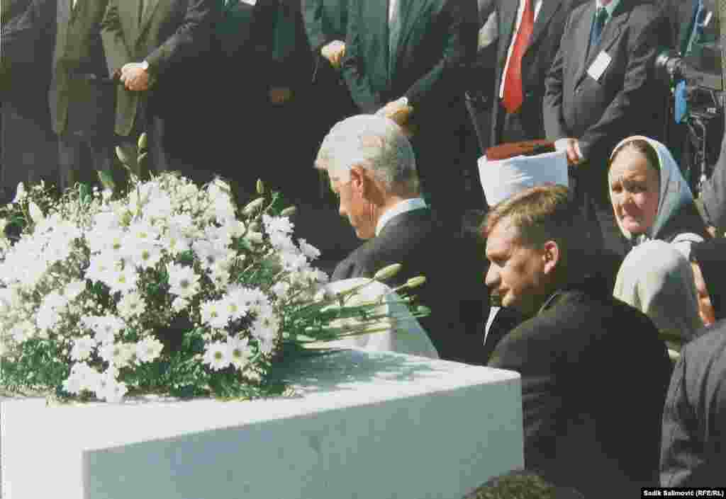 U ponedjeljak 20. septembara navršava se 18 godina od otvaranja Memorijalnog centra Srebrenica-Potočari, spomen obilježja i mezarja za žrtve genocida iz 1995. godine. Memorijalni centar je u septembru 2003. godine zvanično otvorio tadašnji predsjednik SAD-a Bill Clinton.