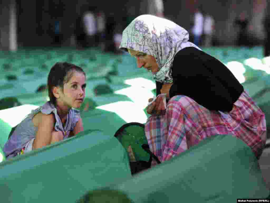 Srebrenica, 11.07.2011. Foto: RSE / Midhat Poturović