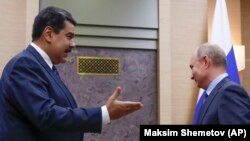 Николас Мадуро менен Владимир Путин. архивдик сүрөт.