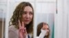 Беларуста түз эфирге чыккан эки журналист соттолду