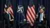 Generalni sekretar NATO-a Mark Rutte (lijevo) i američki potpredsjednik J.D. Vance, Minhen, Njemačka, 14. februara 2025.