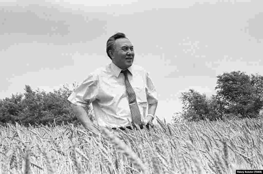 When the Soviet Union collapsed in 1991, Nursultan Nazarbaev, a top politician in the communist republic, became president of an independent Kazakhstan. His Soviet pedigree was apparent in his photo ops, as well as his “ruler-for-life” ambitions.