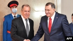 Predsjedavajući Predsjedništva BiH Milorad Dodik i ministar vanjskih poslova Rusije Sergej Lavrov tokom susreta u Istočnom Sarajevu