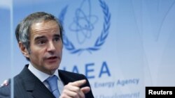 Директорът на Международната агенция за атомна енергия Рафаел Гроси предупреди в четвъртък за рисковете, до които може да доведе провеждането на бойни действия до атомна централа.