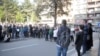 Novinari i novinarke ispred zgrade Tužilaštva za visoko tehnološki kriminal u Beogradu