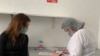 Залишити заявку на колективну вакцинацію можна через контактний центр