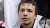 Достатньо було сказати, що зроблять з його дівчиною – Асєєв про допит Протасевича на телебаченні Білорусі (рос.)