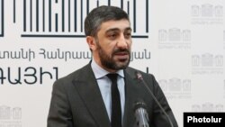 Armenia - Parliament deputy Vilen Gabrielian addressess the press in Yerevan.