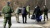 Обмен пленными в районе города Счастье в Луганской области. Февраль 2016 года