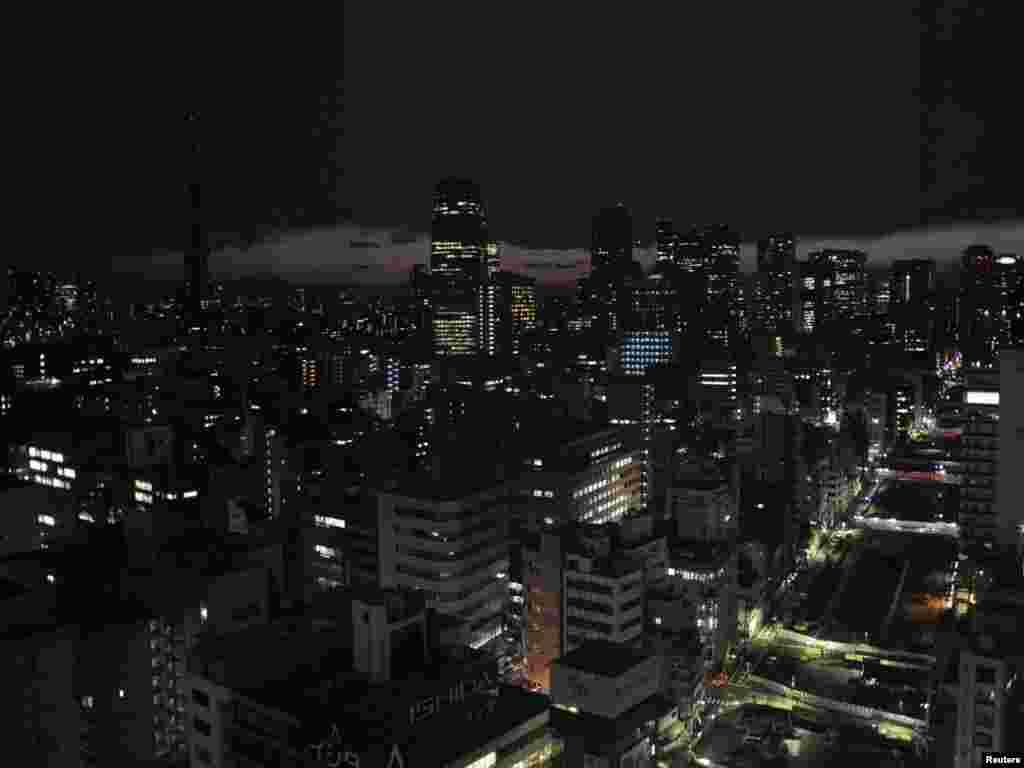 Štednja električne energije, Tokio, 17.03.2011. Foto: Reuters / Kyodo