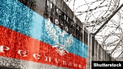 За даними представника України у гуманітарній підгрупі Тристоронньої контактної групи з врегулювання ситуації на Донбасі Ірини Геращенко,113 людей перебувають у полоні бойовиків