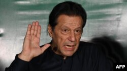 عمران خان دا مهال په اډیاله زندان کې قید دی. پخوانی انځور