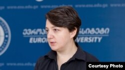 ანა აბაშიძე, ორგანიზაციის - "პარტნიორობა ადამიანის უფლებებისთვის" თავმჯდომარე