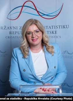 Aplikacija jako dobro funkcionira, sustav je stabilan, a činjenica da je do sada popisano preko 650.000 građana potvrđuje njegovu stabilnost. Ovaj vikend, znači - od petka do nedjelje - imali smo više od 200.000 osoba koje su upisane i ni u jednom trenutku nije bilo nikakvih problema: Lidija Brković