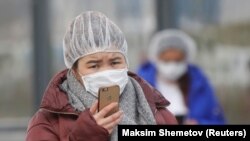 Dezinformacije o pitanjima lečenja, kineskoj ulozi u pandemiji, poziciji EU. Na sve to upozorava tim eksperata EU posvećen istraživanju lažnih vesti iz Rusije i Kine. Na slici: Iz Moskve u vreme pandemije, 20. april 2020.
