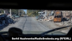 Зруйновані вулиці в місті Селидове, Донецька область, 9 жовтня 2024 року