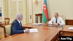 Ադրբեջանի փոխվարչապետ Շահին Մուստաֆաևը և Իլհամ Ալիևը, արխիվ