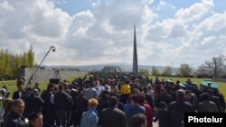 Ծիծեռնակաբերդի հուշահամալիրը, արխիվ