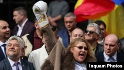 Președinta SOS România, Diana Șoșoacă, și-a depus candidatura la alegerile prezidențiale din mai.