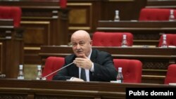 Armenia - Parliament deputy Hovik Aghazarian speaks during a session of the National Assembly.