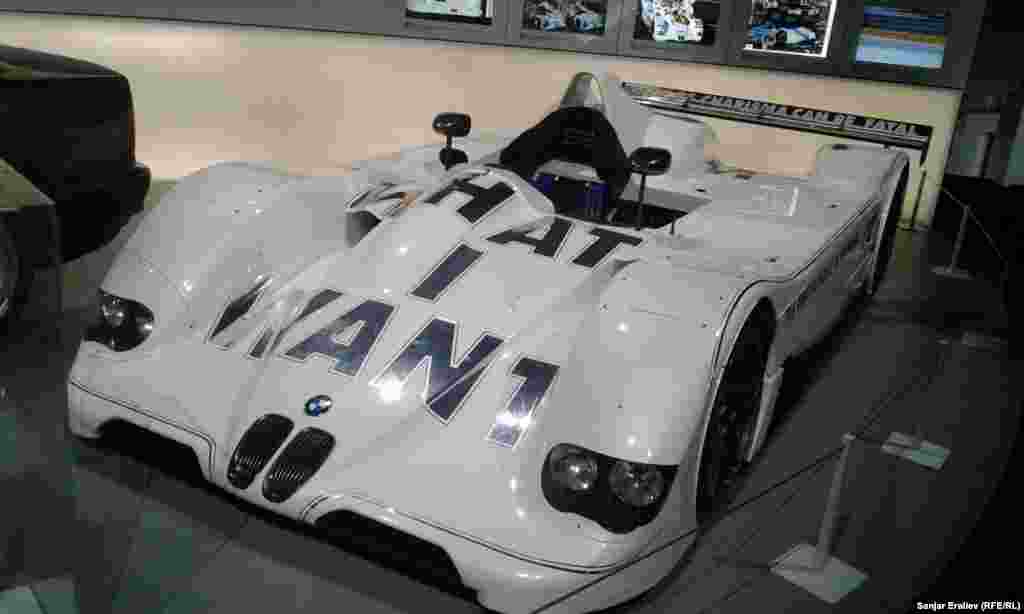 BMW V12. 1999 года выпуска